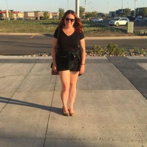 Meet your Posher, Whitney